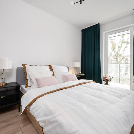 Manufaktura Residence - Apartamenty Prestiz Z Garazem Podziemnym I Dwoma Lazienkami Лодзь Экстерьер фото