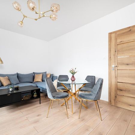Manufaktura Residence - Apartamenty Prestiz Z Garazem Podziemnym I Dwoma Lazienkami Лодзь Экстерьер фото