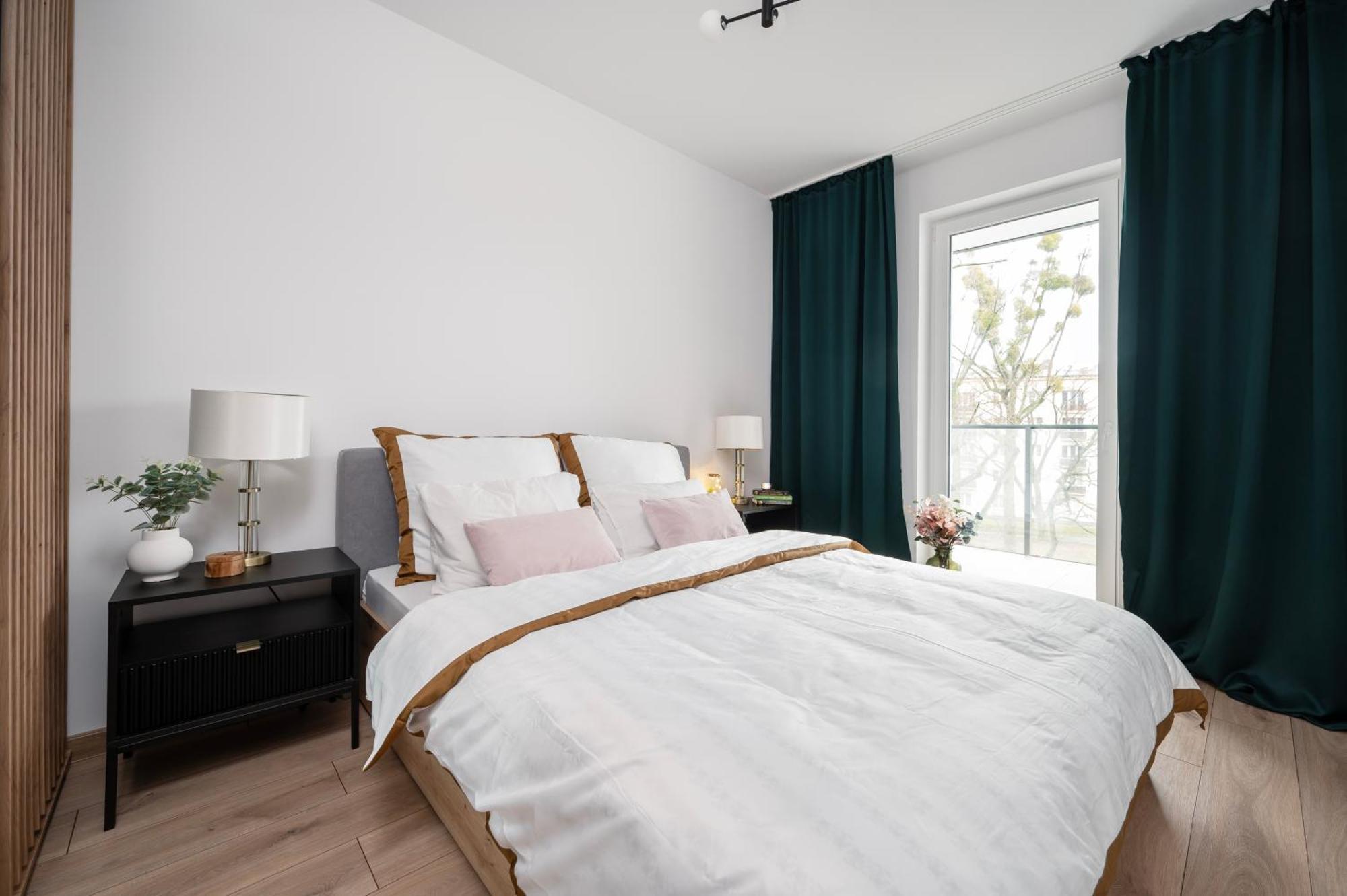 Manufaktura Residence - Apartamenty Prestiz Z Garazem Podziemnym I Dwoma Lazienkami Лодзь Экстерьер фото