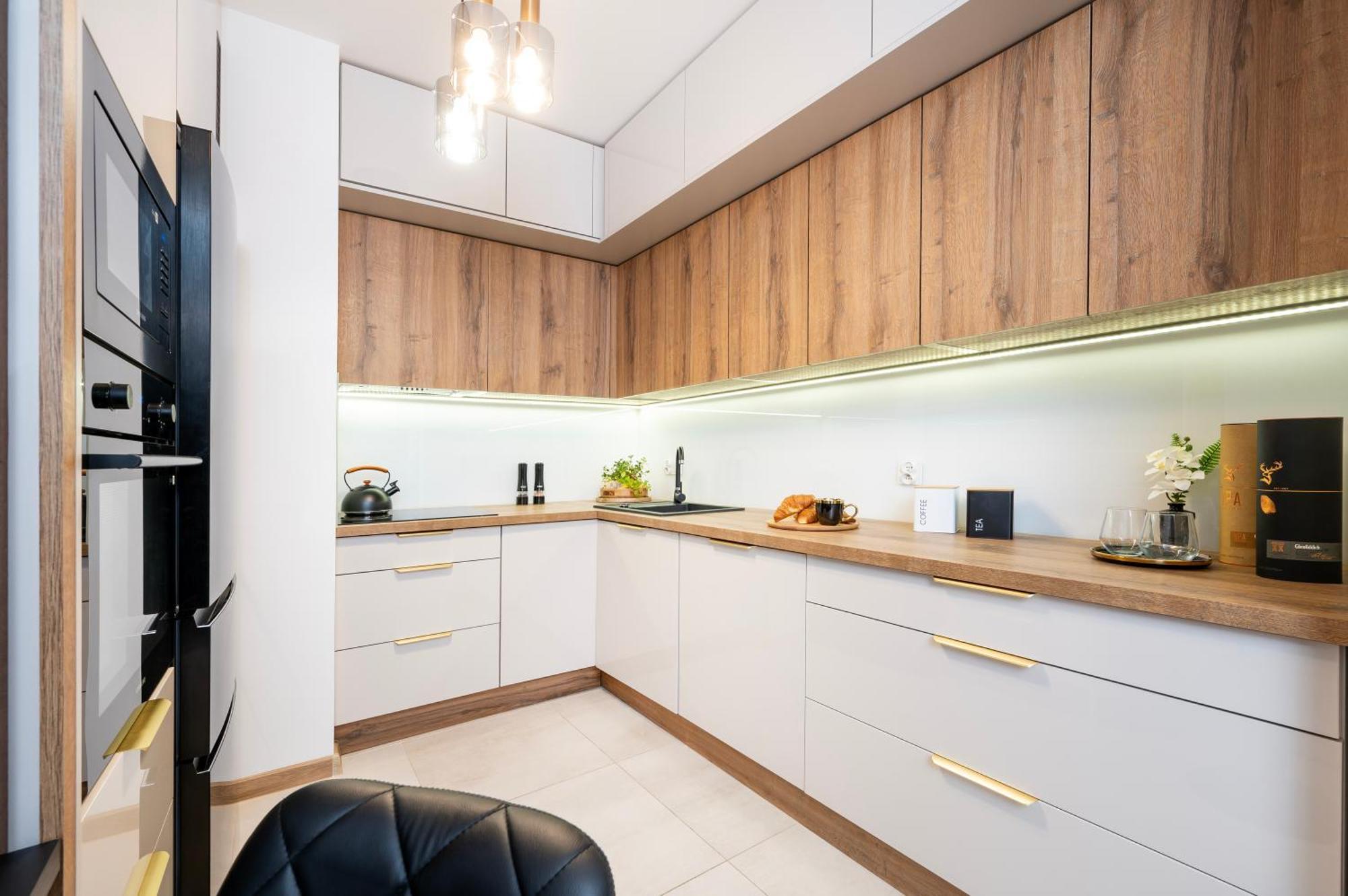 Manufaktura Residence - Apartamenty Prestiz Z Garazem Podziemnym I Dwoma Lazienkami Лодзь Экстерьер фото